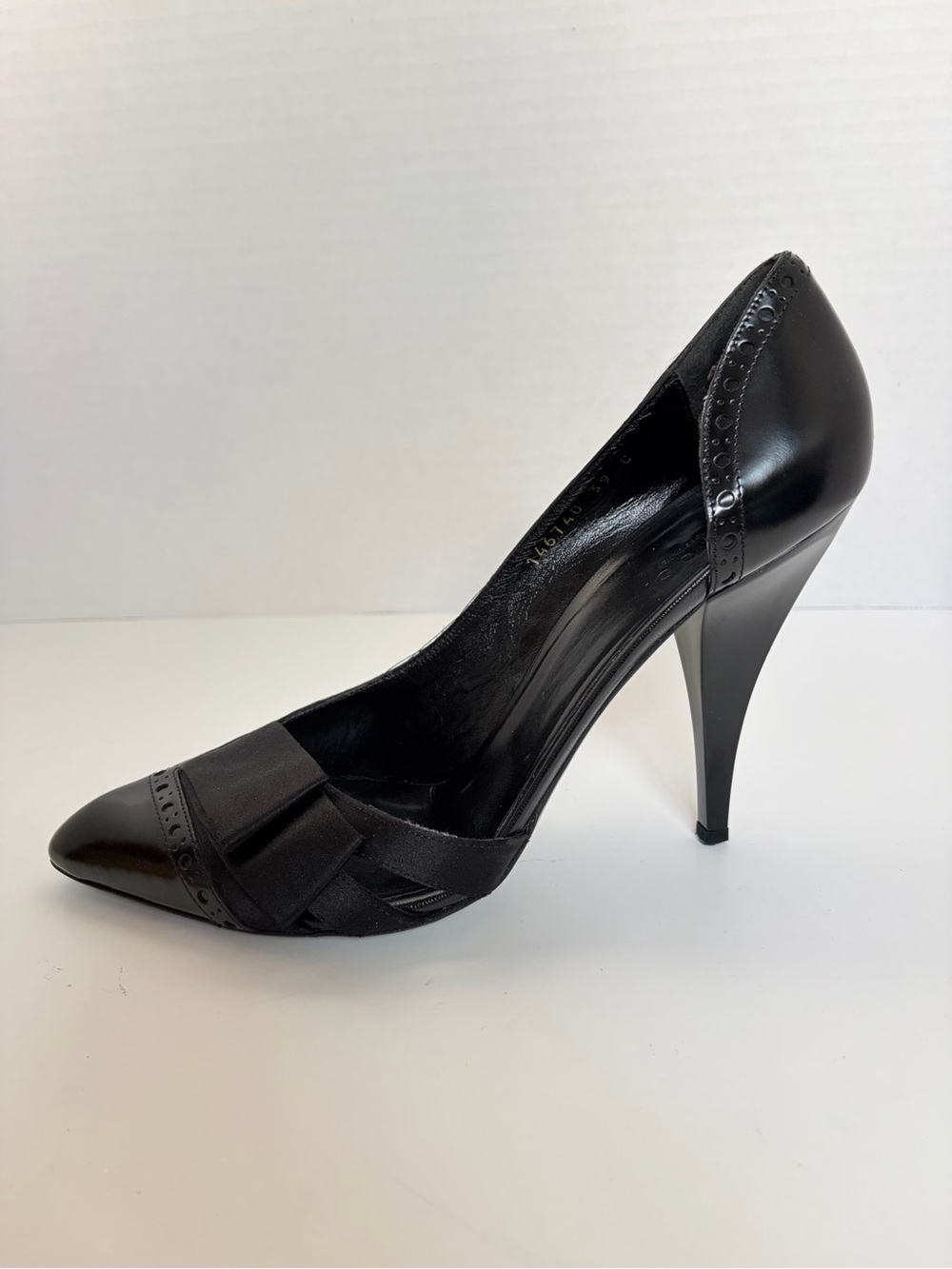 Gucci D’Orsay Stiletto Pumps Pointed Toe Trim Ribbon Satin Leather Black Size 39 - Picture 11 of 15